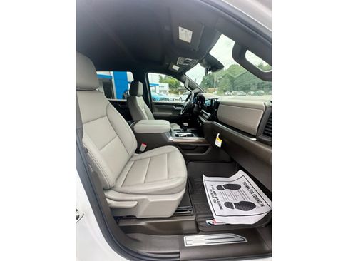 New 2025 Chevrolet Silverado 1500 LT Trail Boss w/ Convenience Package II image 23