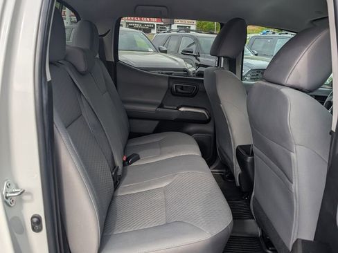 Used 2023 Toyota Tacoma SR5 AWD/4WD image 17