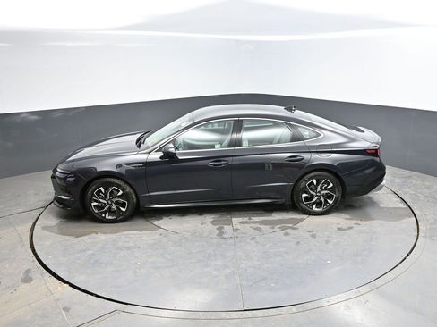 Used 2025 Hyundai Sonata SEL FWD image 23