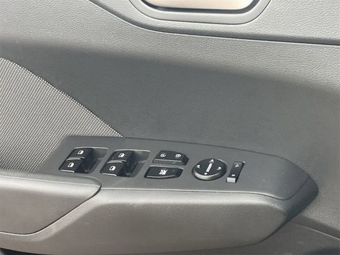 Certified 2022 Hyundai Accent Limited w/ Cargo Package image 20