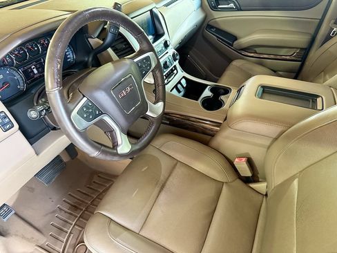 Used 2018 GMC Yukon SLT RWD image 25