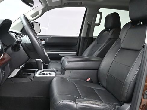 Used 2016 Toyota Tundra Limited image 10