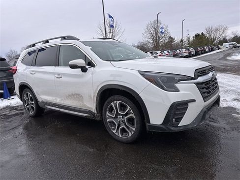 Used 2023 Subaru Ascent Limited image 13