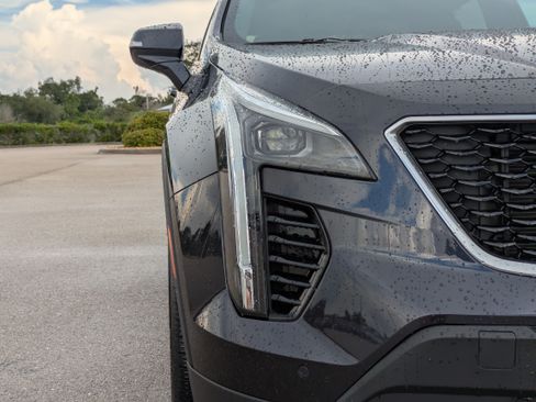Used 2023 Cadillac XT4 Sport w/ LPO, Onyx Lite Package FWD image 10