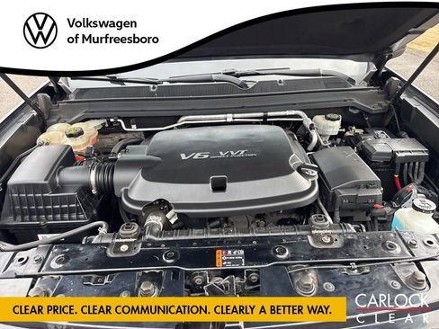 Used 2018 Chevrolet Colorado ZR2 image 12