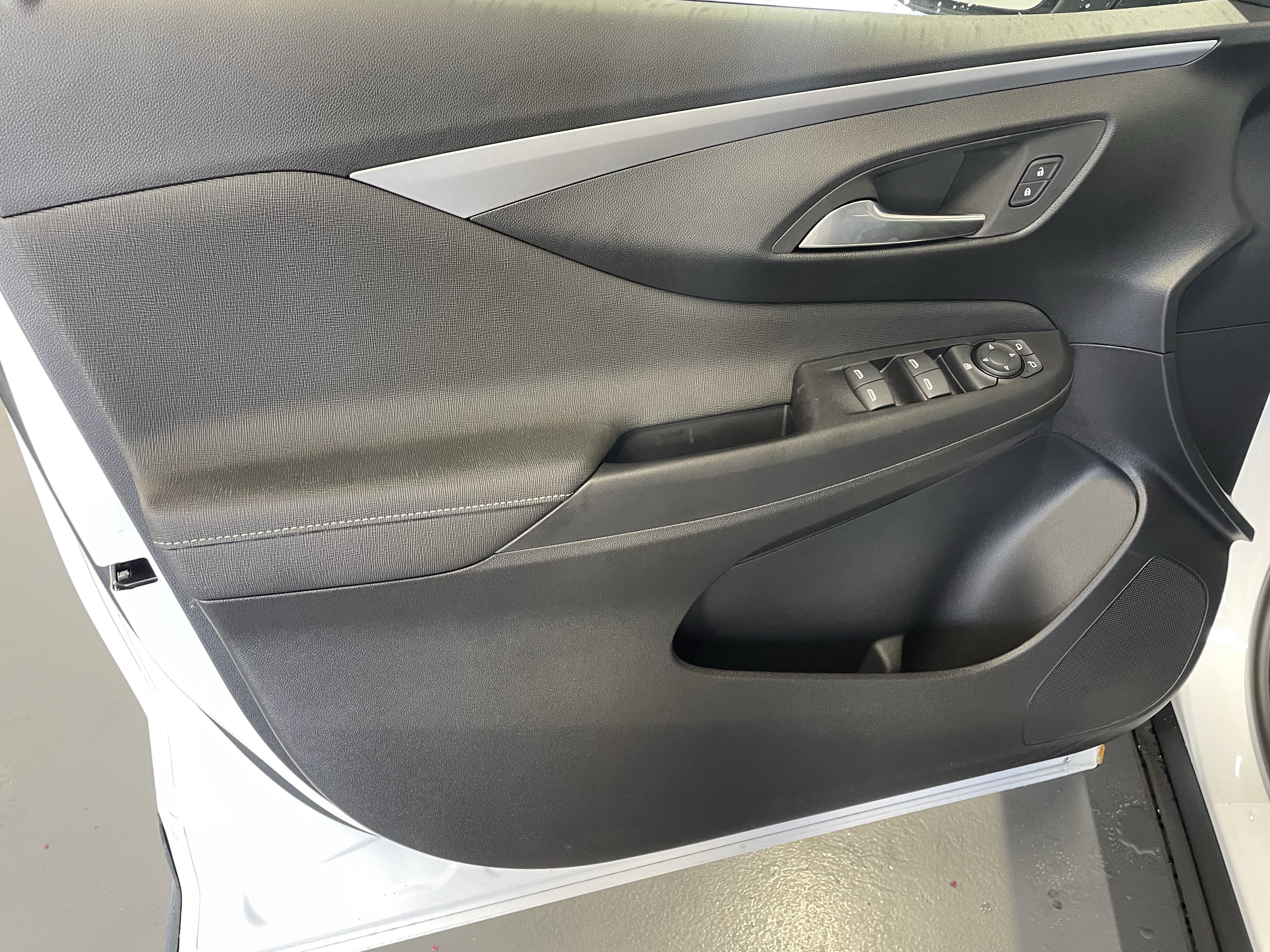 New 2026 Buick Envista Sport Touring w/ Convenience I Package FWD image 13