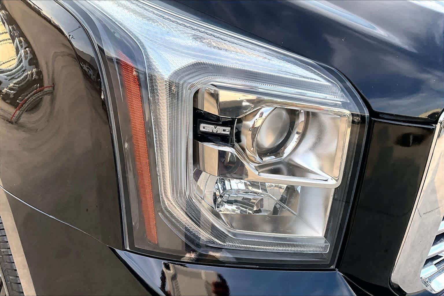 Used 2019 GMC Yukon Denali w/ Denali Ultimate Package RWD image 28