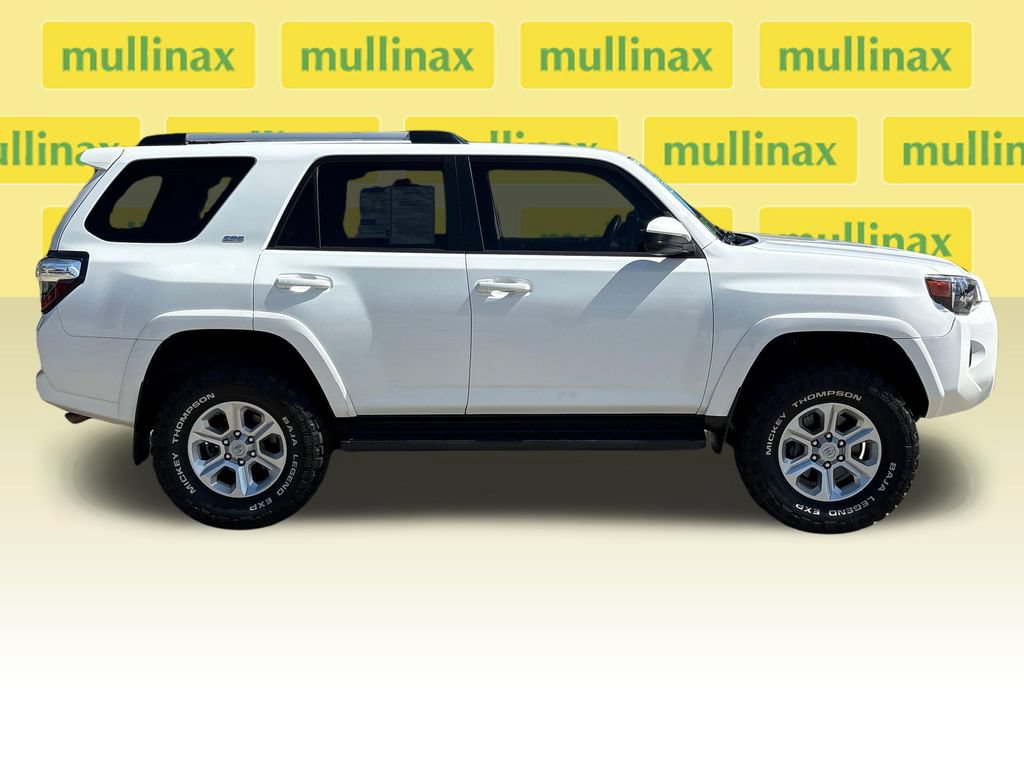 Used 2021 Toyota 4Runner SR5 AWD/4WD image 2