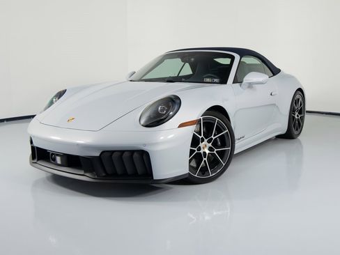 Certified 2026 Porsche 911 GTS image 6
