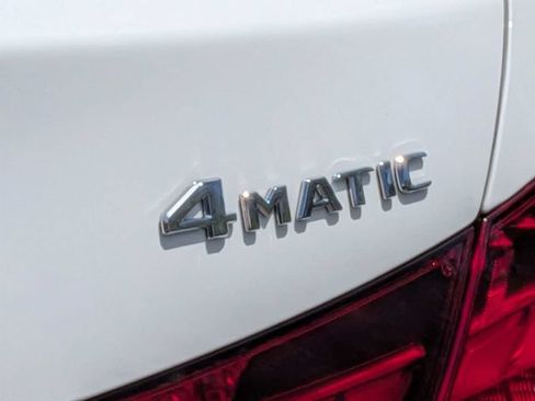 Used 2024 Mercedes-Benz C 300 4MATIC Sedan image 13
