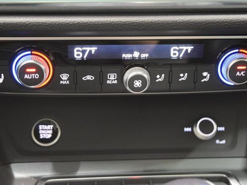 New 2025 Audi Q3 2.0T Premium Plus image 13