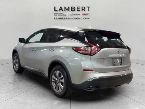 Used 2018 Nissan Murano S image 3