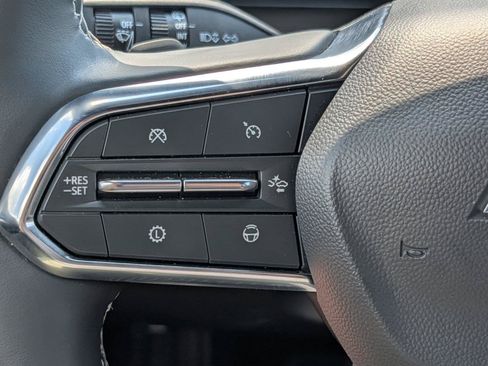 Used 2026 Chevrolet Traverse High Country w/ LPO, Floor Liner Package FWD image 24