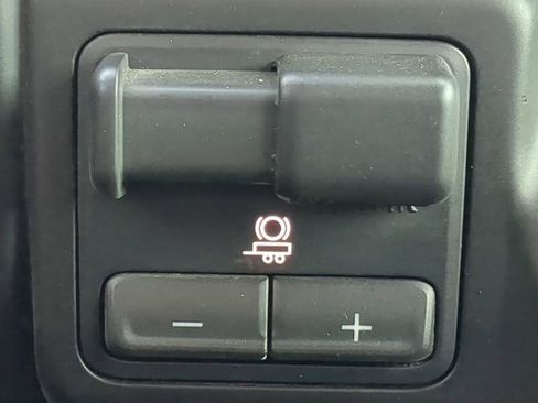 Used 2021 GMC Sierra 1500 SLE image 27