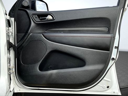 Used 2024 Dodge Durango GT image 24