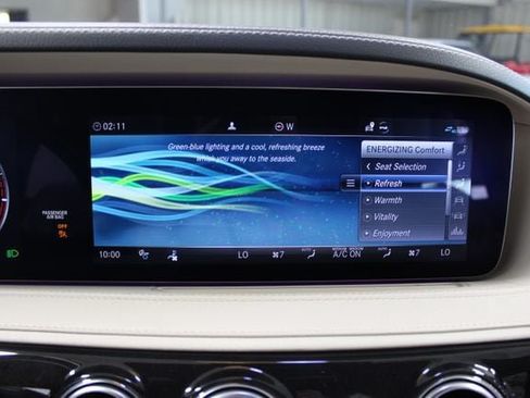Used 2020 Mercedes-Benz S 560 Sedan w/ AMG Line Exterior image 27