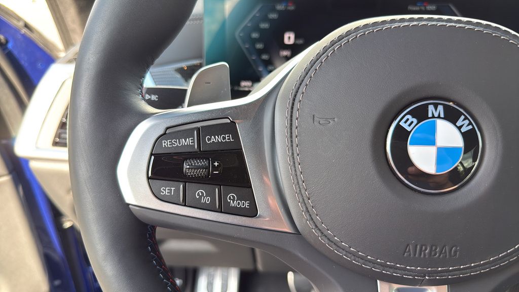 Used 2026 BMW X7 M60i AWD/4WD image 45
