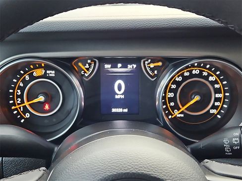 Used 2023 Jeep Wrangler Unlimited Sport image 25