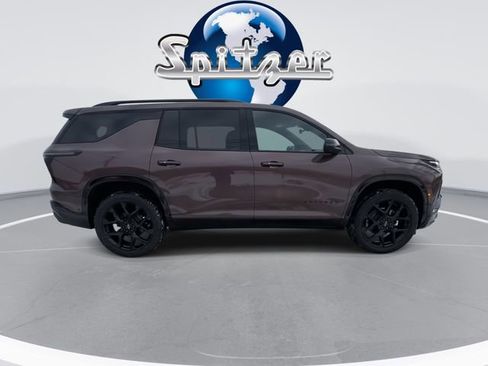 New 2026 Chevrolet Traverse RS w/ LPO, Floor Liner Package image 9