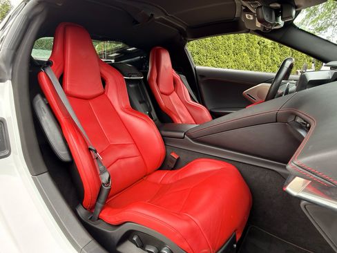 Used 2020 Chevrolet Corvette Stingray Preferred Cpe w/ 2LT Preferred Equipment Group RWD image 20