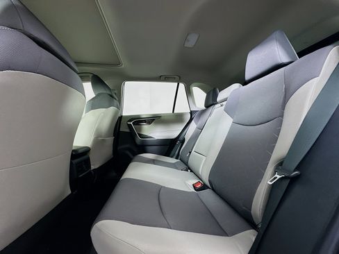 Used 2025 Toyota RAV4 XLE w/ Convenience Package image 28