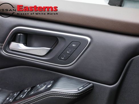 Used 2021 Nissan Rogue SL image 22