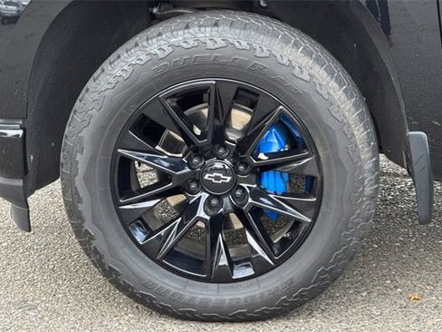 Used 2022 Chevrolet Silverado 1500 High Country w/ Z71 Off-Road Package image 48