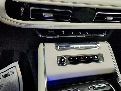 Used 2026 Lincoln Aviator Reserve AWD/4WD image 15