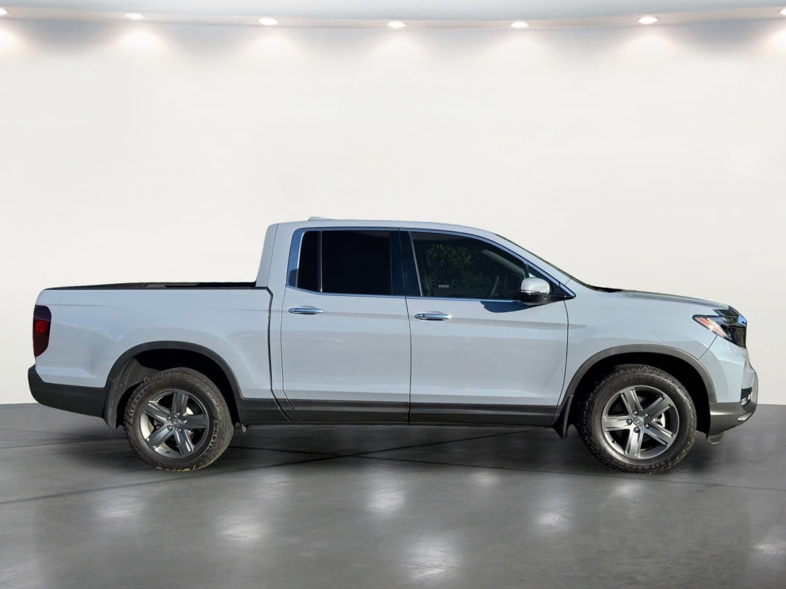Used 2023 Honda Ridgeline RTL-E image 12