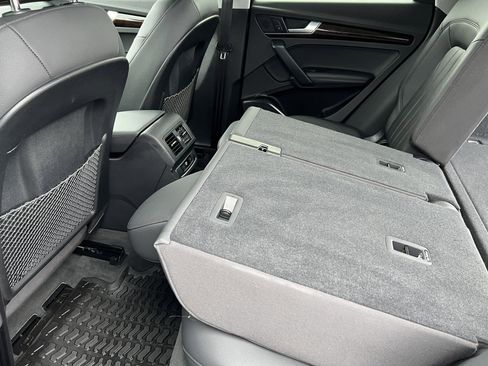 Used 2020 Audi Q5 2.0T Premium Plus w/ Premium Plus Package image 18