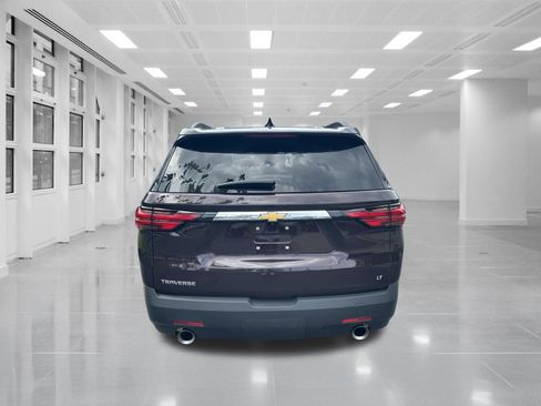 Used 2023 Chevrolet Traverse LT FWD image 10
