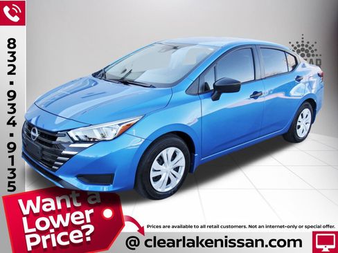 Used 2024 Nissan Versa S w/ Trunk Package image 3