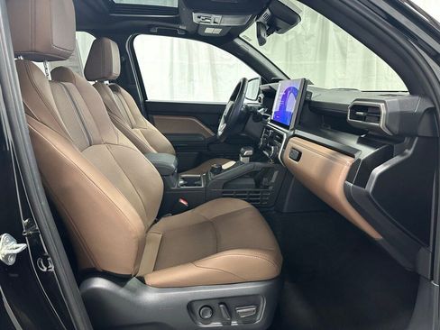 Used 2025 Toyota 4Runner Limited image 60