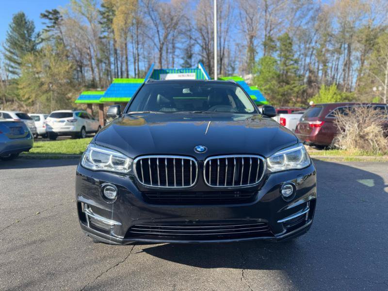 Used 2014 BMW X5 xDrive35i w/ Luxury Line AWD/4WD image 2