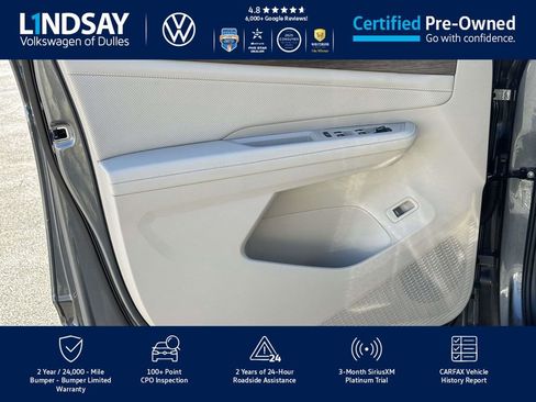Certified 2025 Volkswagen Atlas SEL Premium R-Line image 9