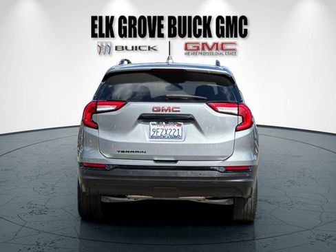 Used 2023 GMC Terrain SLT w/ Elevation Edition FWD image 5