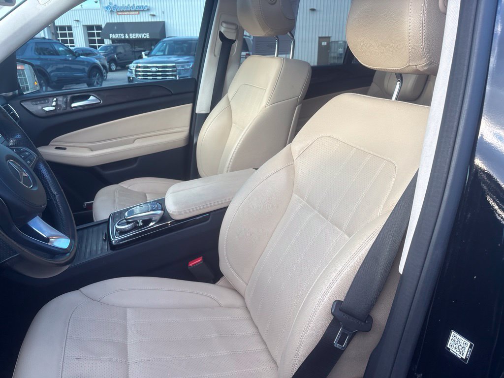 Used 2019 Mercedes-Benz GLS 450 4MATIC image 14
