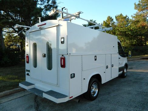 Used 2018 Ford Transit 350 138 DRW image 8