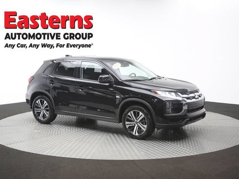 Used 2025 Mitsubishi Outlander Sport LE AWD/4WD image 46