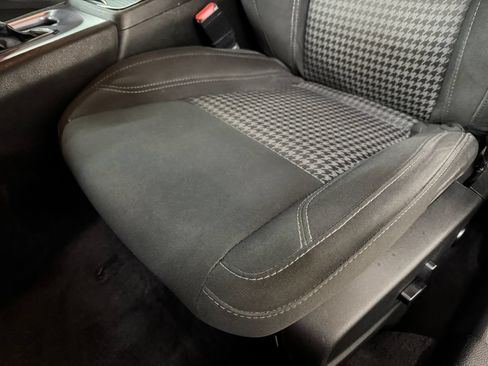 Used 2018 Dodge Charger GT w/ Beats Audio Group AWD/4WD image 16