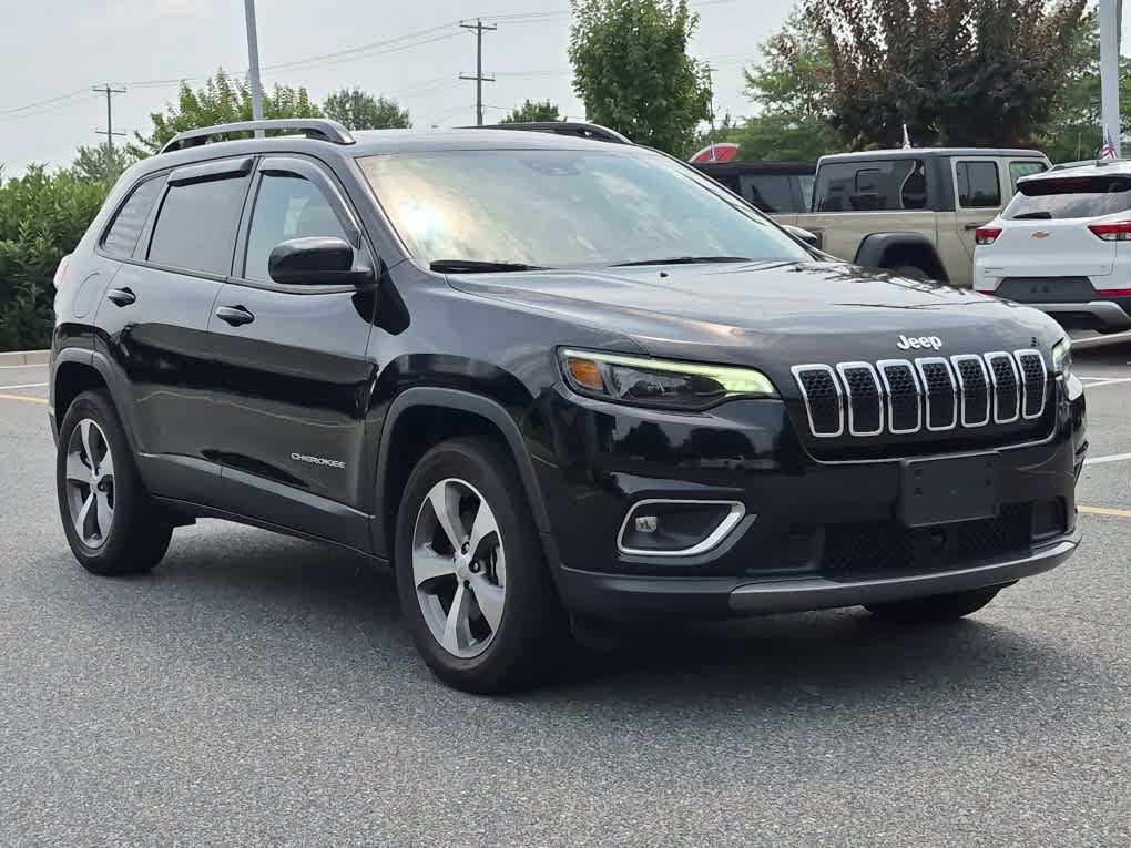 Used 2022 Jeep Cherokee Limited AWD/4WD image 2