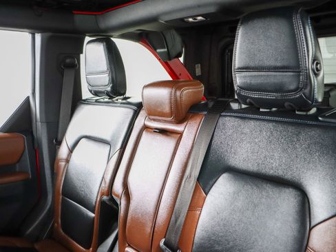 Used 2023 Ford Bronco Outer Banks image 25