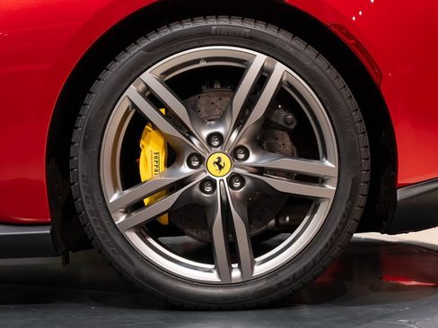 Certified 2023 Ferrari Portofino M image 16