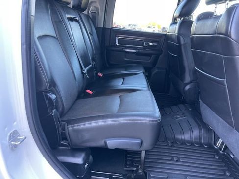 Used 2015 RAM 2500 Laramie w/ Convenience Group image 19