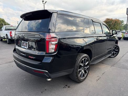 Used 2021 Chevrolet Suburban RST w/ Luxury Package AWD/4WD image 5