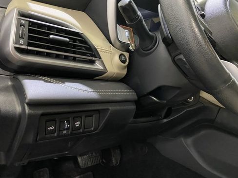 Used 2022 Subaru Outback Limited XT image 16