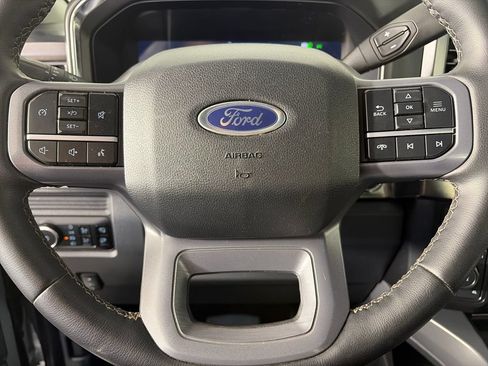 Used 2025 Ford F350 Lariat AWD/4WD image 16
