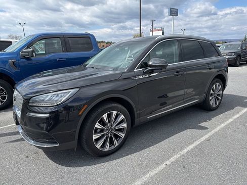 Used 2022 Lincoln Corsair Reserve w/ Equipment Group 201A image 2