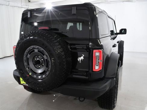 New 2025 Ford Bronco Badlands image 12