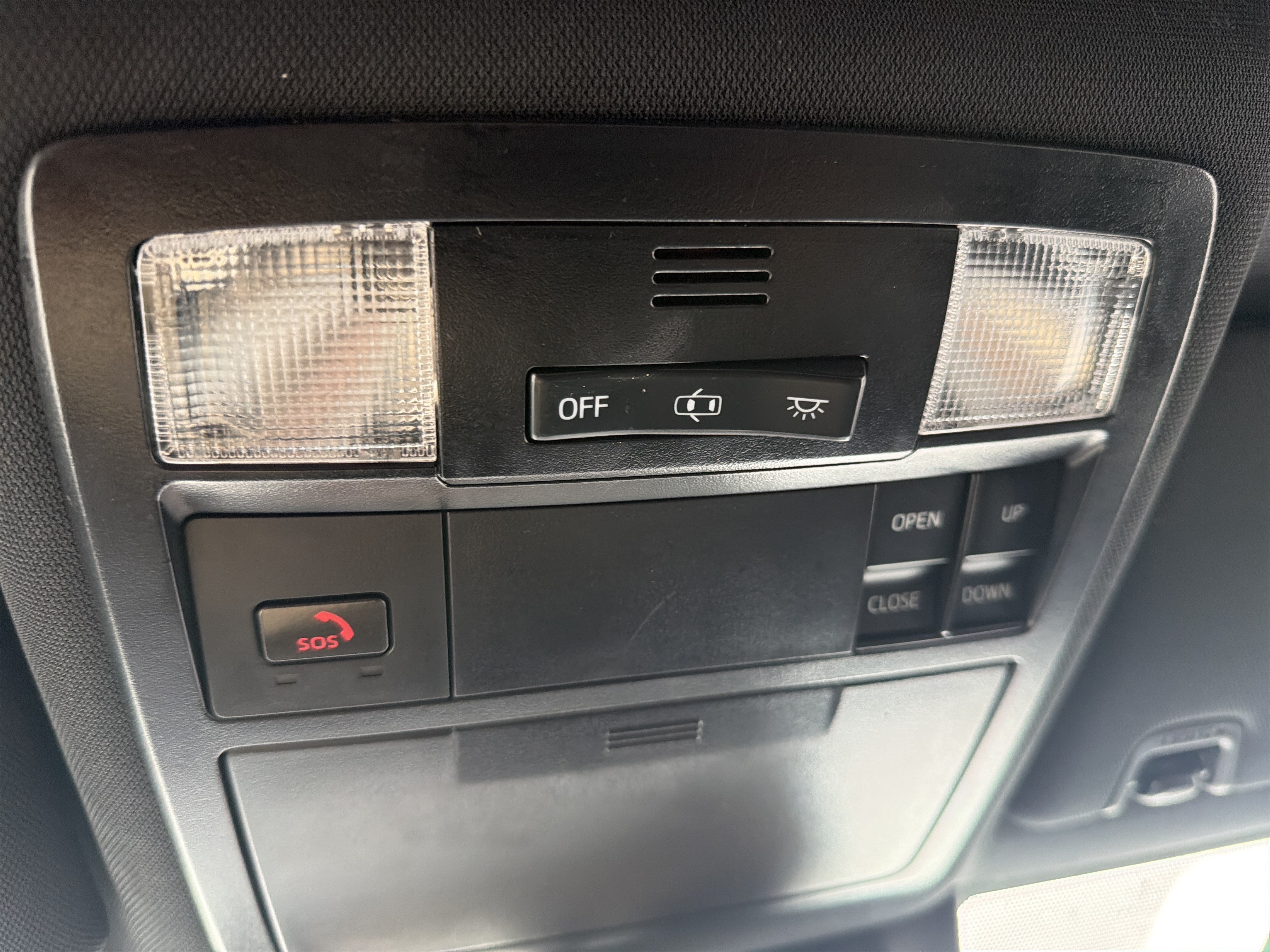 Used 2022 Toyota Tacoma TRD Sport w/ TRD Premium Sport Package AWD/4WD image 23